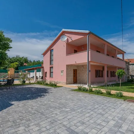 Holiday home Haus In Mit Aussenpool *
